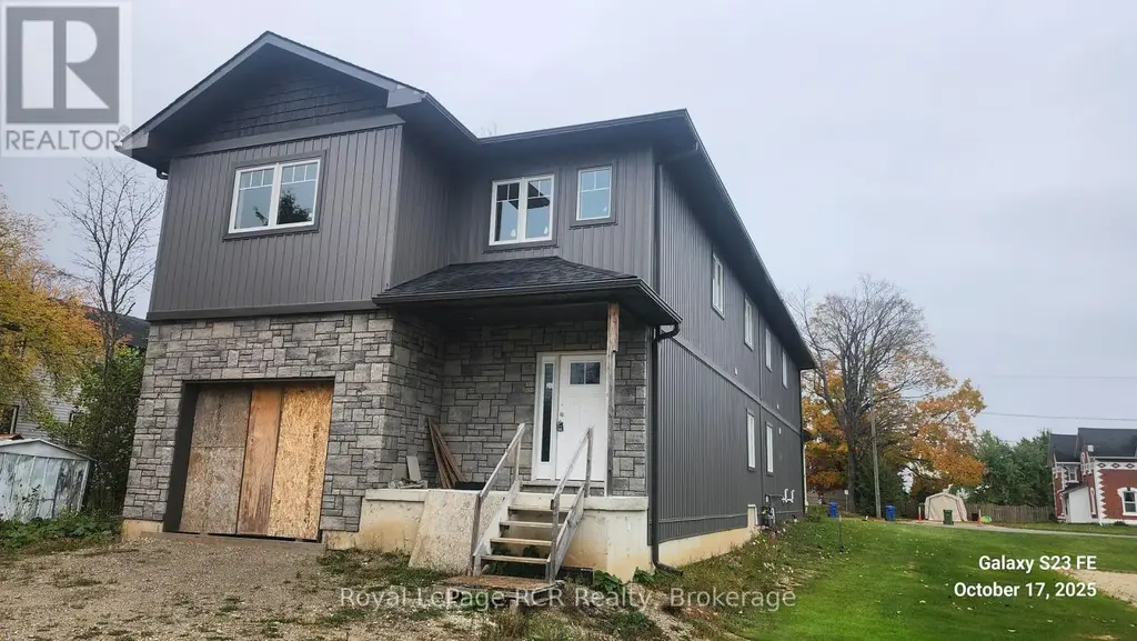140 Gold Street W, Southgate